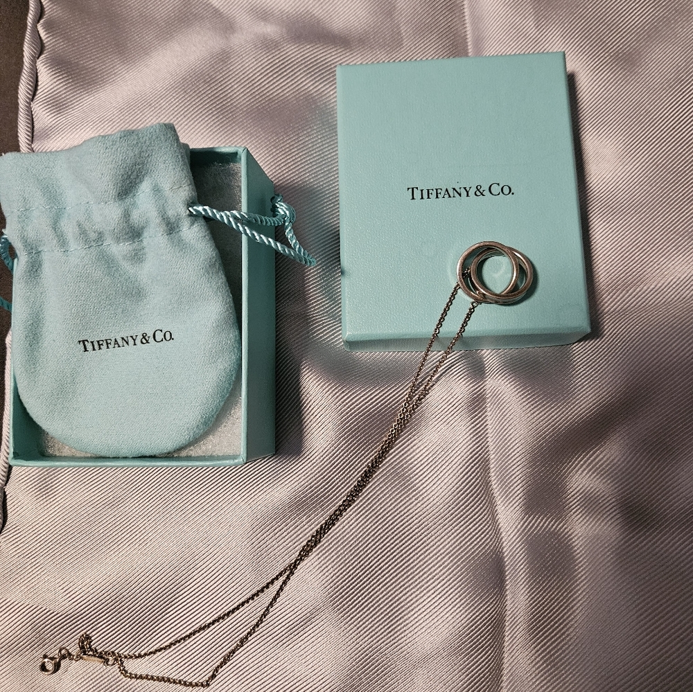 Tiffany 1837 interlocking circles necklace